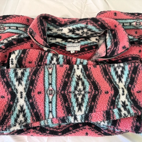 Heathmoor Pink and Black Patterned Zip-Up Sweater - Picture 5 of 8